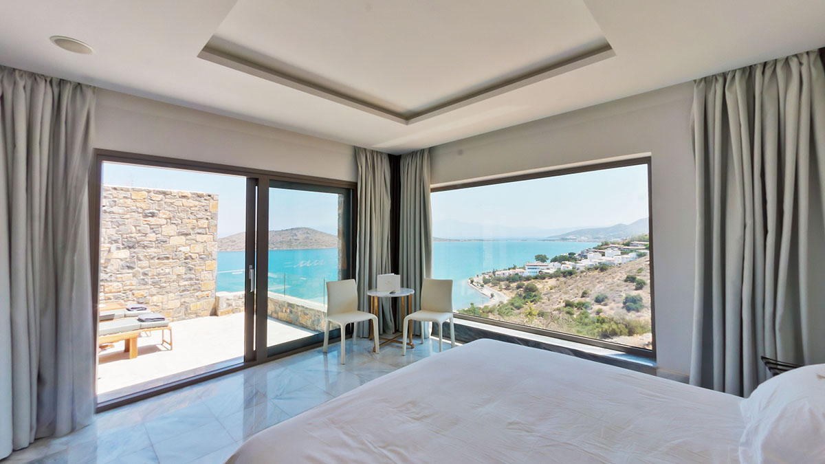 Deluxe Sea View with Jacuzzi